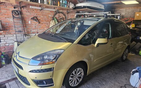 Citroen C4 Picasso II рестайлинг, 2008 год, 800 000 рублей, 4 фотография