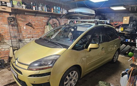 Citroen C4 Picasso II рестайлинг, 2008 год, 800 000 рублей, 6 фотография
