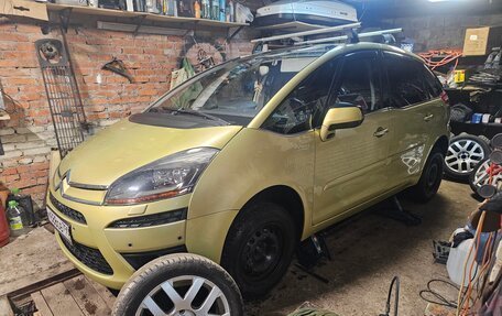 Citroen C4 Picasso II рестайлинг, 2008 год, 800 000 рублей, 5 фотография