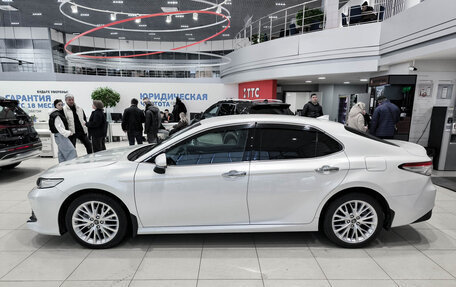 Toyota Camry, 2019 год, 3 150 000 рублей, 8 фотография