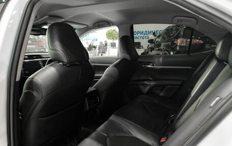 Toyota Camry, 2019 год, 3 150 000 рублей, 12 фотография