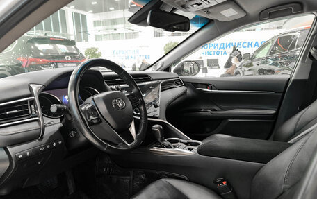 Toyota Camry, 2019 год, 3 150 000 рублей, 16 фотография