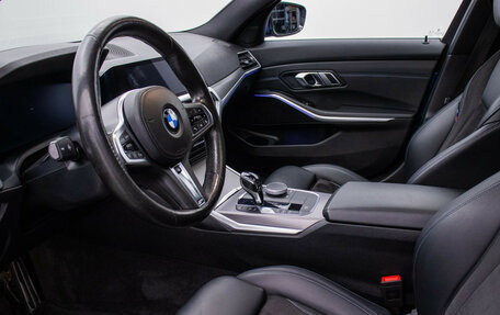 BMW 3 серия, 2019 год, 3 940 000 рублей, 10 фотография