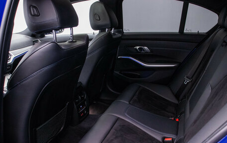 BMW 3 серия, 2019 год, 3 940 000 рублей, 11 фотография