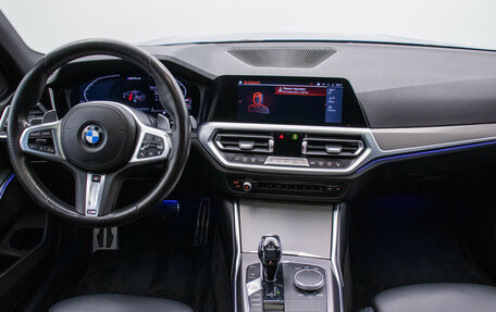 BMW 3 серия, 2019 год, 3 940 000 рублей, 13 фотография