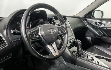 Infiniti Q50 I рестайлинг, 2018 год, 2 247 000 рублей, 13 фотография