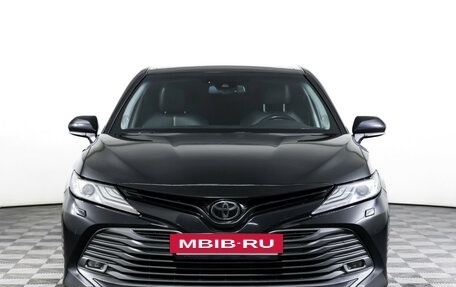Toyota Camry, 2018 год, 2 990 000 рублей, 2 фотография