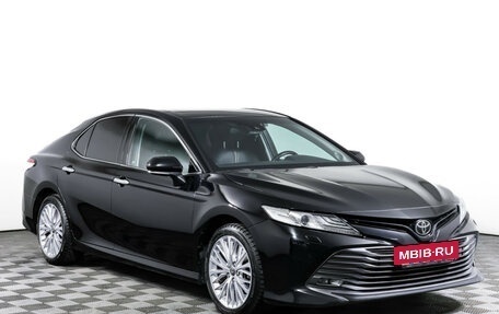Toyota Camry, 2018 год, 2 990 000 рублей, 3 фотография