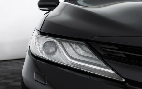 Toyota Camry, 2018 год, 2 990 000 рублей, 25 фотография