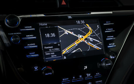 Toyota Camry, 2018 год, 2 990 000 рублей, 20 фотография