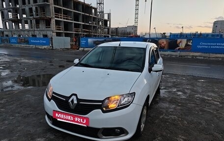 Renault Sandero II рестайлинг, 2014 год, 650 000 рублей, 3 фотография