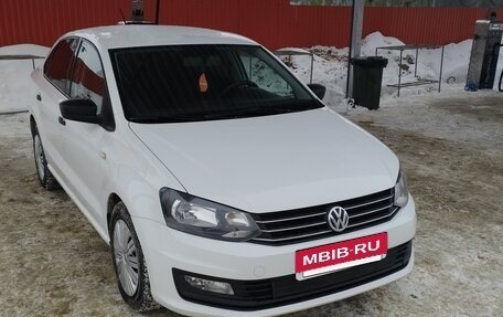 Volkswagen Polo VI (EU Market), 2016 год, 985 000 рублей, 2 фотография