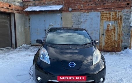 Nissan Leaf I, 2014 год, 750 000 рублей, 9 фотография