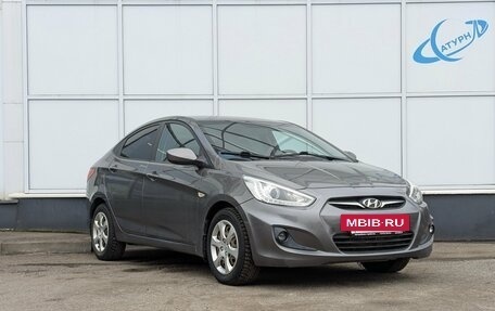 Hyundai Solaris II рестайлинг, 2012 год, 690 000 рублей, 4 фотография