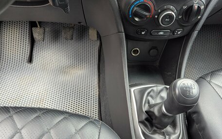 Hyundai Solaris II рестайлинг, 2012 год, 690 000 рублей, 19 фотография