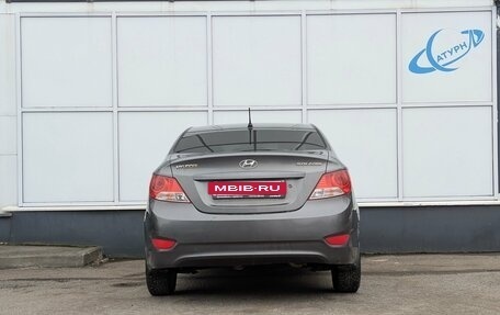 Hyundai Solaris II рестайлинг, 2012 год, 690 000 рублей, 7 фотография