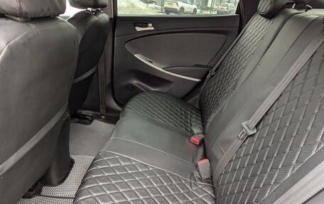 Hyundai Solaris II рестайлинг, 2012 год, 690 000 рублей, 13 фотография