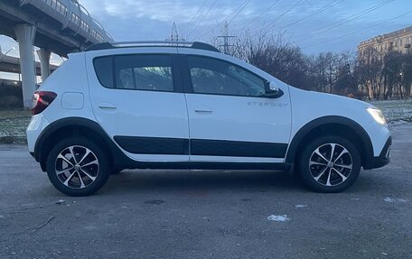 Renault Sandero II рестайлинг, 2020 год, 1 290 000 рублей, 7 фотография