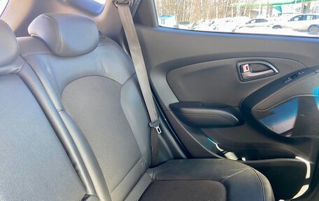 Hyundai ix35 I рестайлинг, 2013 год, 1 350 000 рублей, 21 фотография