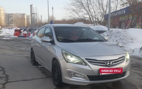 Hyundai Solaris II рестайлинг, 2016 год, 800 000 рублей, 11 фотография