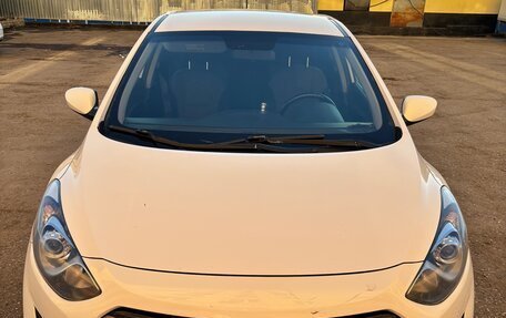 Hyundai i30 II рестайлинг, 2014 год, 850 000 рублей, 2 фотография