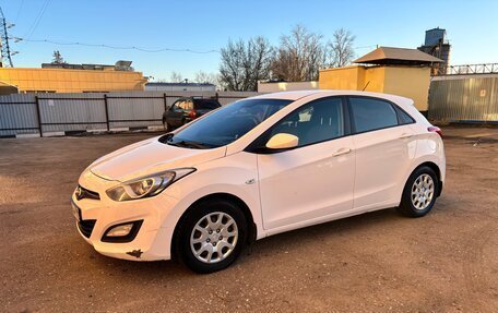 Hyundai i30 II рестайлинг, 2014 год, 850 000 рублей, 3 фотография