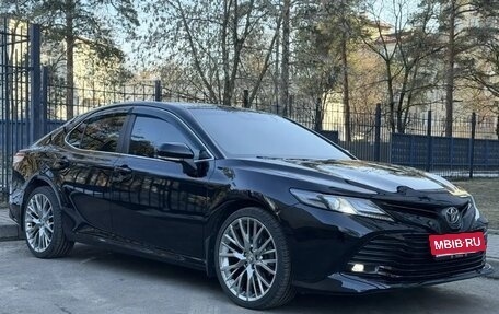 Toyota Camry, 2020 год, 2 550 000 рублей, 6 фотография