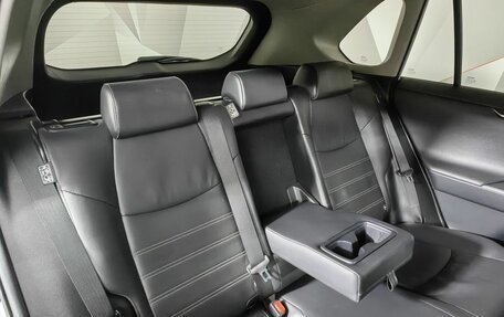 Toyota RAV4, 2019 год, 3 643 000 рублей, 17 фотография