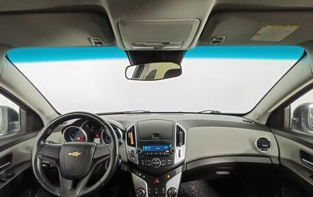 Chevrolet Cruze II, 2012 год, 640 000 рублей, 10 фотография