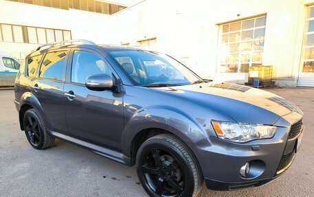 Mitsubishi Outlander III рестайлинг 3, 2010 год, 1 170 000 рублей, 1 фотография