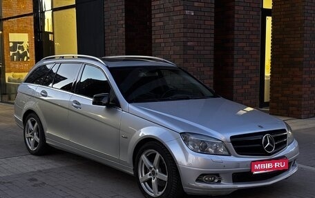 Mercedes-Benz C-Класс, 2009 год, 1 400 000 рублей, 1 фотография
