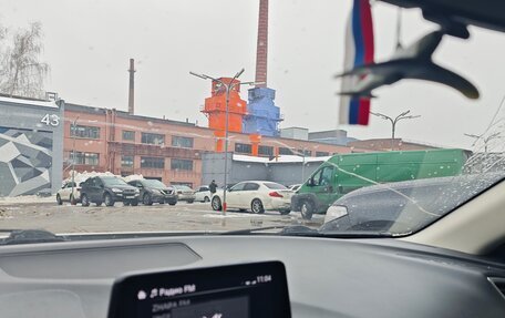 Mazda 3, 2018 год, 1 999 999 рублей, 14 фотография