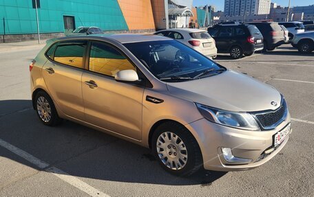 KIA Rio III рестайлинг, 2013 год, 900 000 рублей, 3 фотография