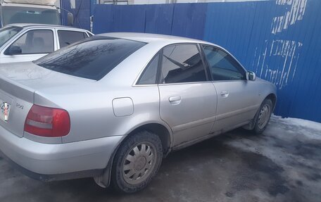 Audi A4, 1999 год, 400 000 рублей, 3 фотография