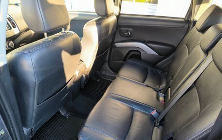 Mitsubishi Outlander III рестайлинг 3, 2010 год, 1 170 000 рублей, 11 фотография