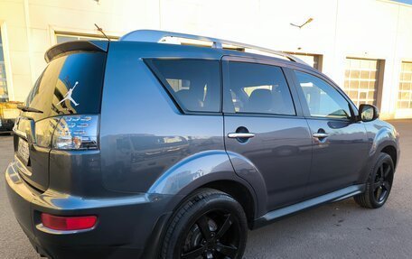 Mitsubishi Outlander III рестайлинг 3, 2010 год, 1 170 000 рублей, 3 фотография