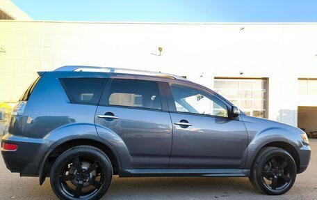 Mitsubishi Outlander III рестайлинг 3, 2010 год, 1 170 000 рублей, 2 фотография