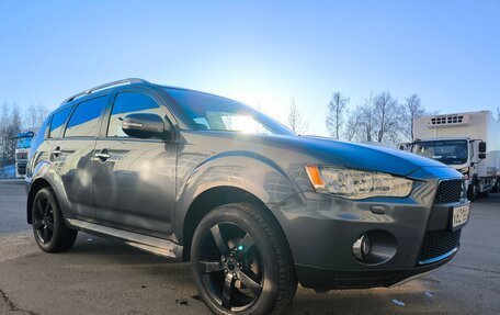 Mitsubishi Outlander III рестайлинг 3, 2010 год, 1 170 000 рублей, 14 фотография