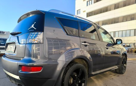 Mitsubishi Outlander III рестайлинг 3, 2010 год, 1 170 000 рублей, 15 фотография