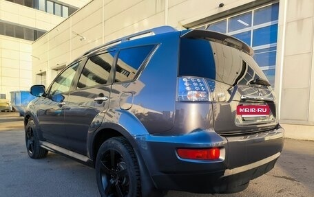 Mitsubishi Outlander III рестайлинг 3, 2010 год, 1 170 000 рублей, 17 фотография