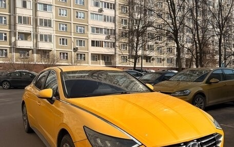 Hyundai Sonata VIII, 2020 год, 1 600 000 рублей, 2 фотография