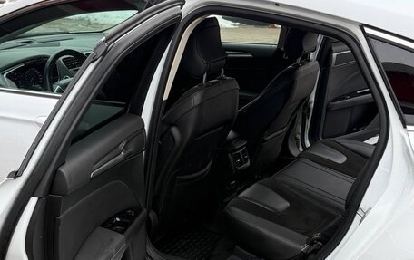 Ford Mondeo V, 2015 год, 1 600 000 рублей, 26 фотография