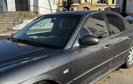 Hyundai Sonata IV рестайлинг, 2004 год, 280 000 рублей, 4 фотография