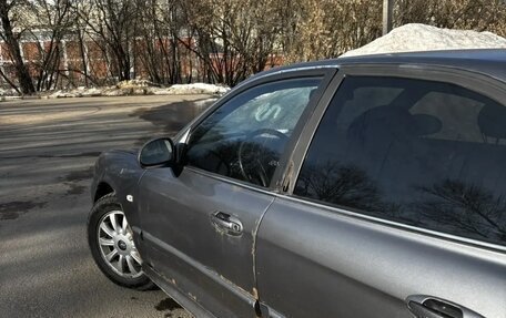 Hyundai Sonata IV рестайлинг, 2004 год, 280 000 рублей, 3 фотография