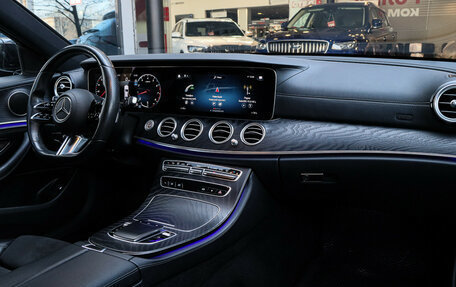Mercedes-Benz E-Класс, 2021 год, 3 850 000 рублей, 7 фотография