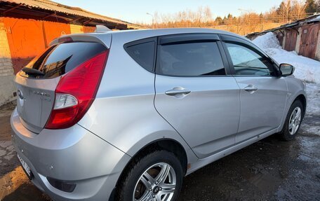 Hyundai Solaris II рестайлинг, 2013 год, 930 000 рублей, 6 фотография
