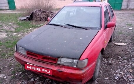 Nissan Sunny N14, 1991 год, 50 000 рублей, 4 фотография