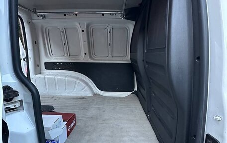 Volkswagen Caddy IV, 2017 год, 980 000 рублей, 13 фотография