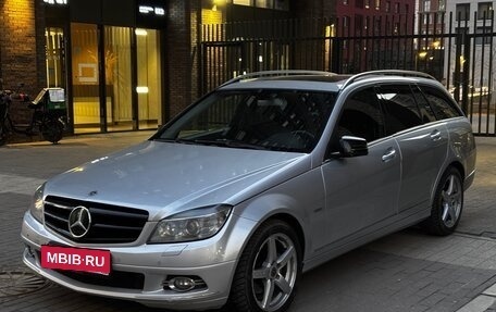 Mercedes-Benz C-Класс, 2009 год, 1 400 000 рублей, 3 фотография