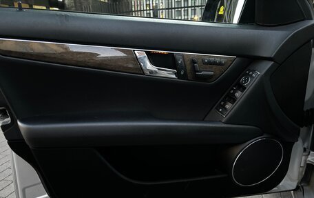 Mercedes-Benz C-Класс, 2009 год, 1 400 000 рублей, 18 фотография